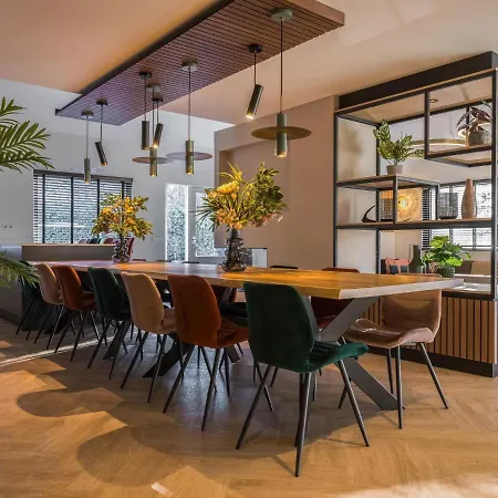 別荘 Villa In Brabant With Spa And Sauna オイルスコート